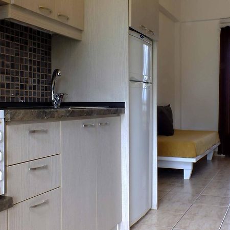 Christaras Apartments Vourvourou Eksteriør bilde
