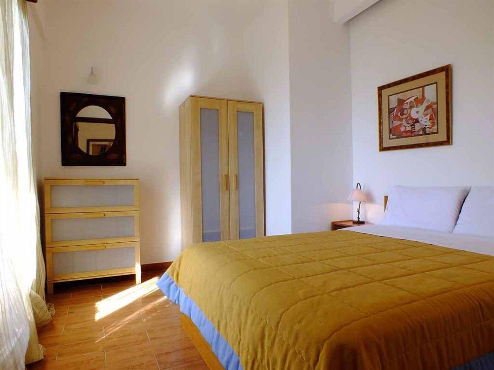 Christaras Apartments Vourvourou Eksteriør bilde